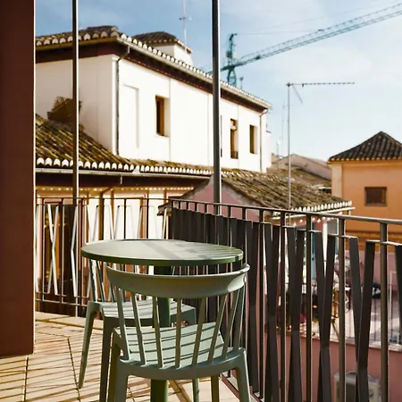 Limehome Granada Calle Lopez Rubio Exterior photo