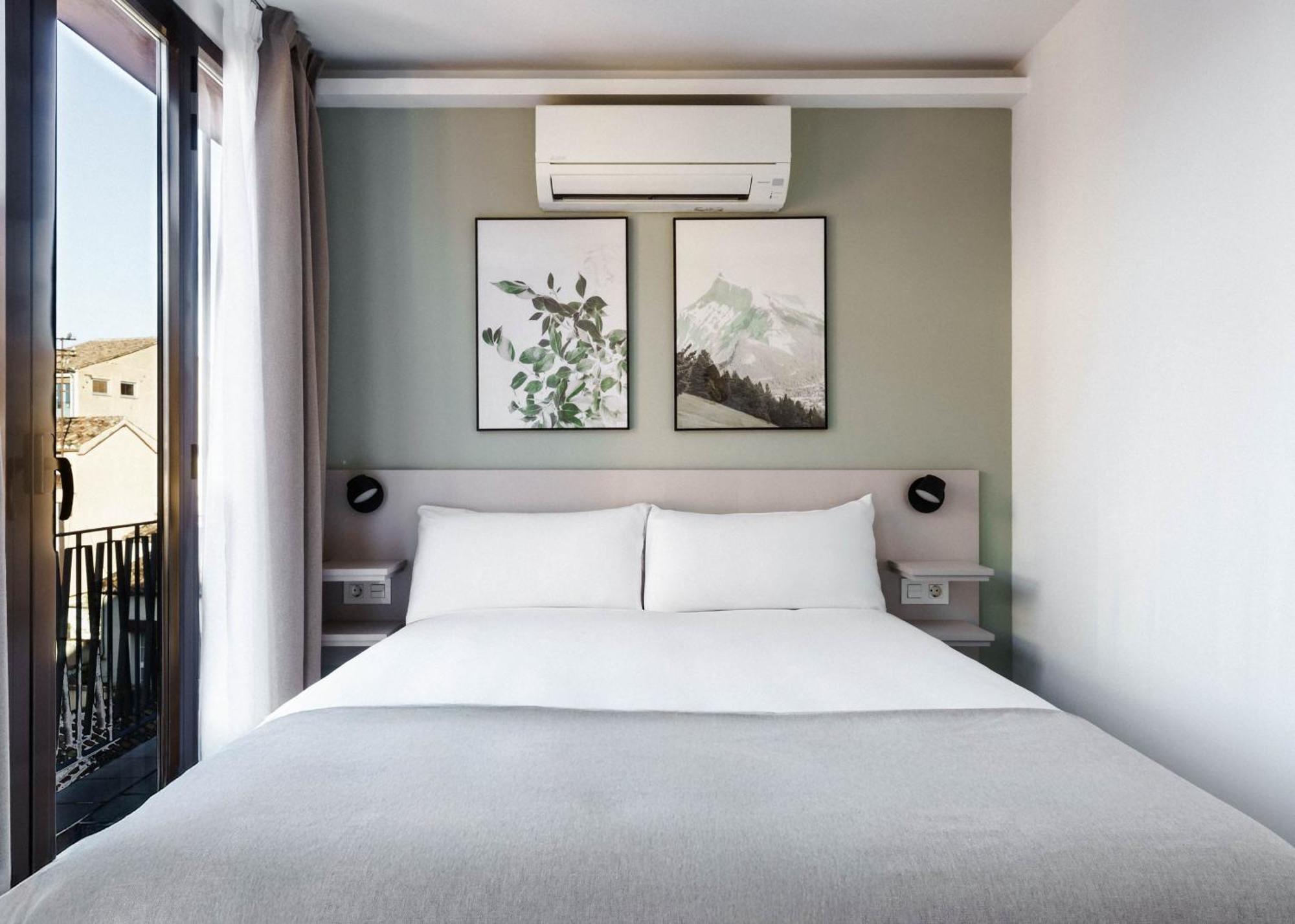 Limehome Calle Lopez Rubio Apartment Granada