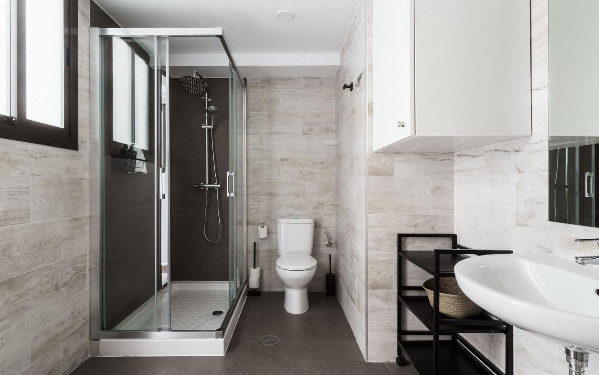 Limehome Calle Lopez Rubio Apartment